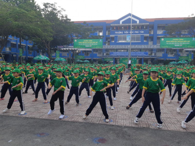 TRƯỜNG TIỂU HỌC PHÚ TÂN THAM GIA CHƯƠNG TRÌNH “BÀI ĐỒNG DIỄN THỂ DỤC LẬP KỶ LỤC VỚI NHIỀU HỌC SINH THAM GIA NHẤT VIỆT NAM”