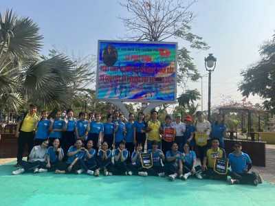 TRƯỜNG TIỀU HỌC PHÚ TÂN THAM GIA NGÀY CHẠY OLYMPIC VÌ SỨC KHỎE TOÀN DÂN VÀ GIẢI VIỆT DÃ PHƯỜNG PHÚ TÂN NĂM 2024