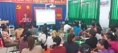 TRƯỜNG TIỂU HỌC PHÚ TÂN THAM DỰ LỚP BỒI DƯỠNG, TẬP HUẤN LÝ LUẬN CHÍNH TRỊ HÈ 2025 "NÂNG CAO NHẬN THỨC - VỮNG VÀNG TƯ TƯỞNG"
