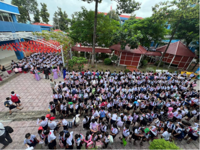 TRƯỜNG TIỂU HỌC PHÚ TÂN NGÀY GẶP LẠI – NGẬP TRÀN NĂNG LƯỢNG.