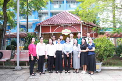 TRƯỜNG TIỂU HỌC PHÚ TÂN TIẾP ĐOÀN KIỂM TRA, GIÁM SÁT CỦA BAN VĂN HÓA - XÃ HỘI HĐND PHƯỜNG BÌNH DƯƠNG