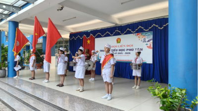 VÌ TỔ QUỐC XÃ HỘI CHỦ NGHĨA VÌ LÝ TƯỞNG CỦA BÁC HỒ VĨ ĐẠI -  THIẾU NHI TRƯỜNG TIỂU HỌC PHÚ TÂN SẴN SÀNG