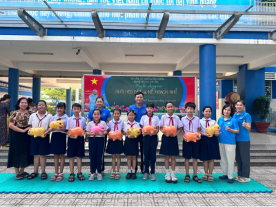 ✨✨✨LIÊN ĐỘI TRƯỜNG TIỂU HỌC PHÚ TÂN TỔ CHỨC LỄ TỔNG KẾT PHONG TRÀO "NUÔI HEO ĐẤT" VÀ "KẾ HOẠCH NHỎ”❤️