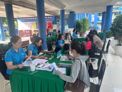 ✨ ✨ TRƯỜNG TIỂU HỌC PHÚ TÂN TIẾP NHẬN HỒ SƠ TUYỂN SINH LỚP MỘT NĂM HỌC 2026 – 2027 "CHÀO ĐÓN EM VÀO LỚP MỘT – KHỞI ĐẦU HÀNH TRÌNH ƯƠM MẦM ƯỚC MƠ"