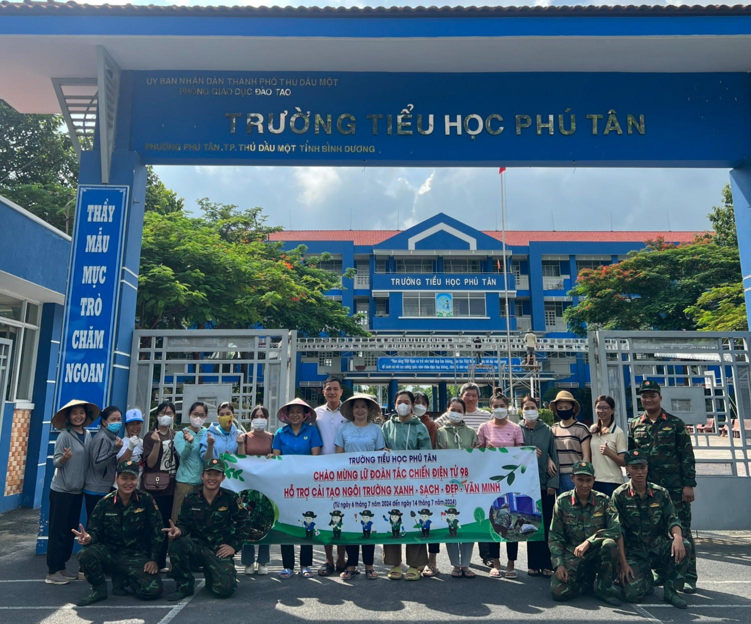 TRƯỜNG TH PHÚ TÂN TIẾP TỤC HƯỞNG ỨNG “NGÀY THỨ BẢY VĂN MINH”