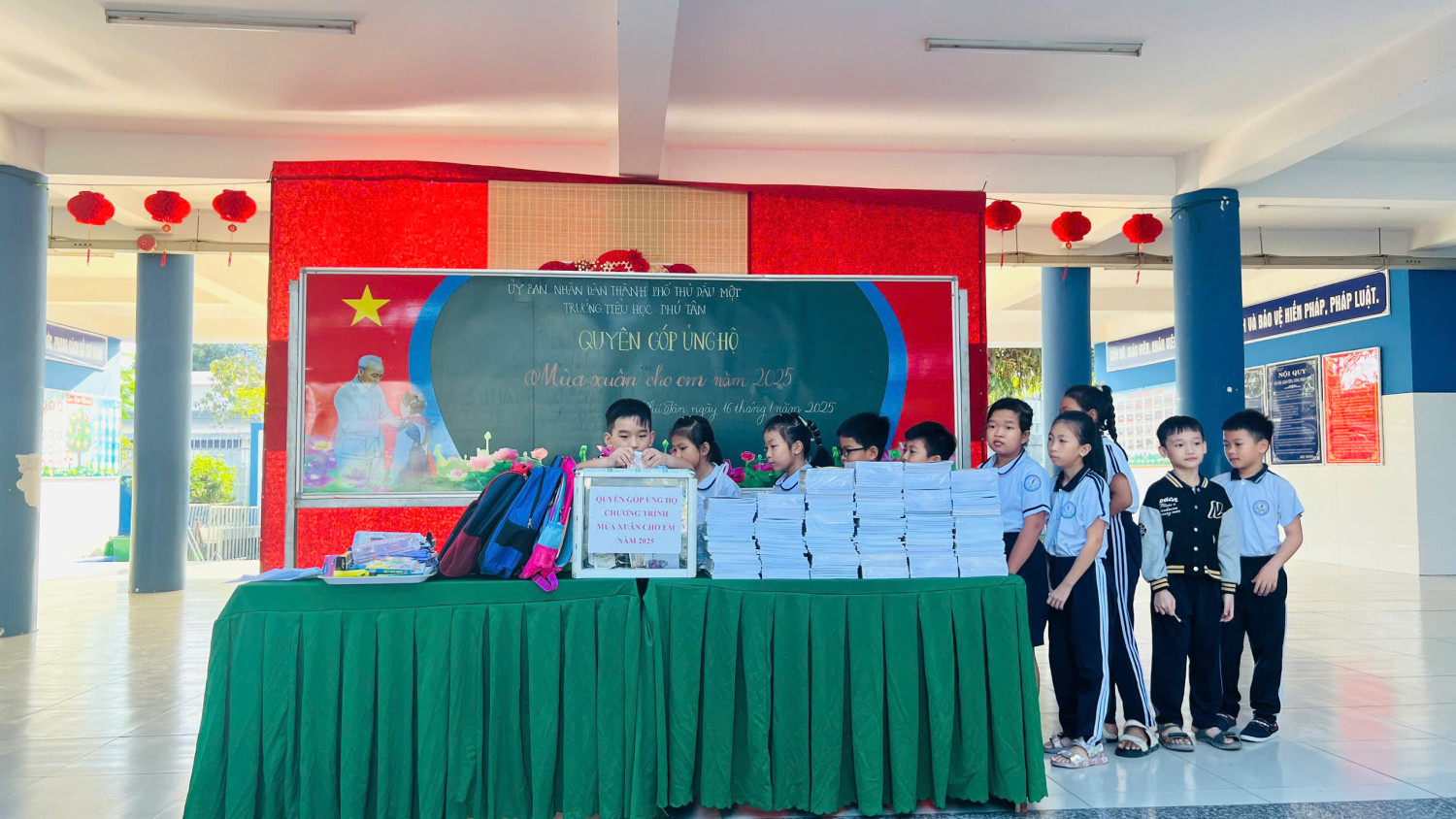LIÊN ĐỘI TIỂU HỌC PHÚ TÂN GÂY QUỸ “MÙA XUÂN CHO EM”