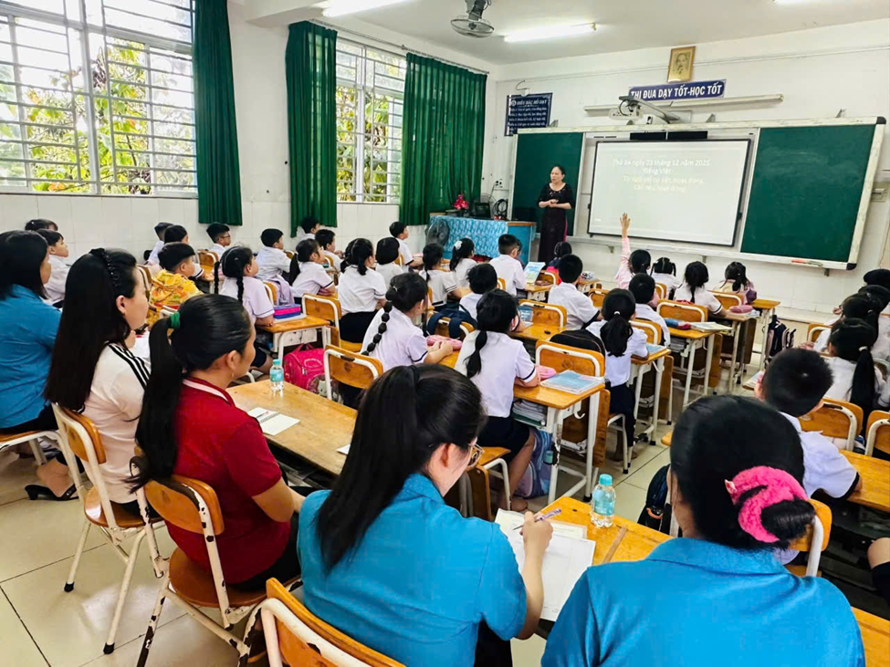 🌟🌟TRƯỜNG TIỂU HỌC PHÚ TÂN TỔ CHỨC HOẠT ĐỘNG "TIẾT HỌC MỞ - THÁNG 12"💐👨‍👩‍👧‍👦❤️